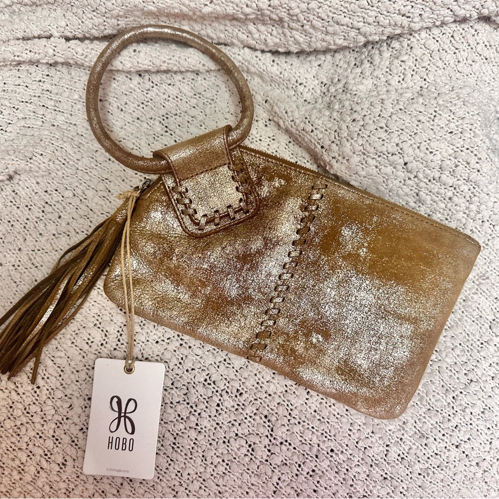 HOBO NWT Brown Clutch Wristlet with Vintage Appeal